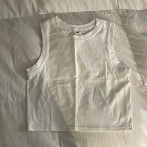 BRAND NEW Paragon Fitwear Tank